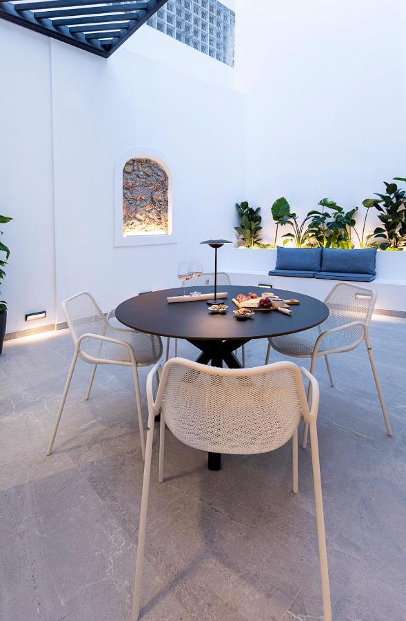 Maison 36 Villa In The Center Of Psyri เอเธนส์ ภายนอก รูปภาพ